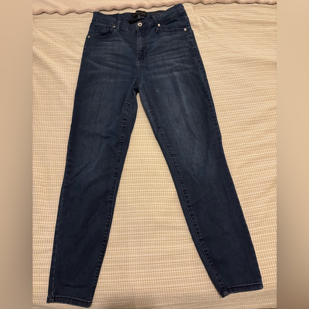 Kendall + Kylie The Kontour High Rise Skinny Jeans in Resistance